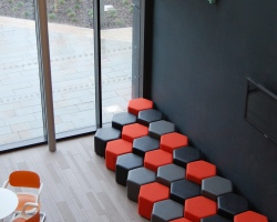 Break-out/Lounge 12
